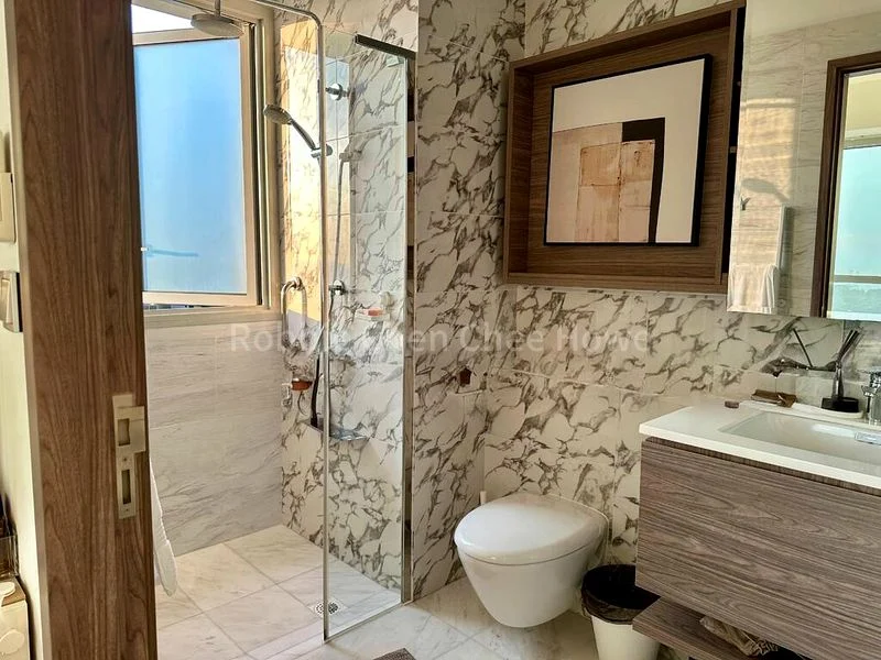 3 Bed Condo for Rent in  Queens Peak - Image 7