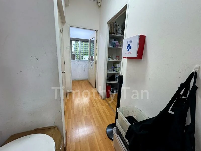 Office for Rent: 208 Hougang Street - Image 4