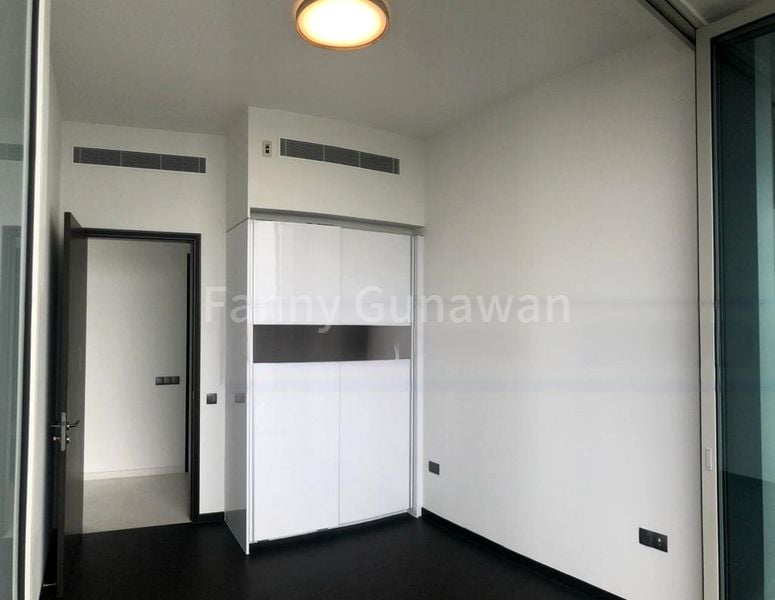 2 Bed Condo for Rent in Kallang Riverside - Image 5