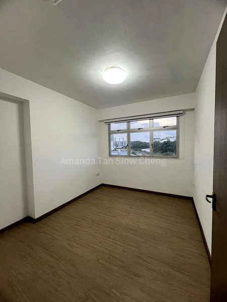 Common Room (HDB) for Rent in  433A Bukit Batok West Avenue 8 - Image 1