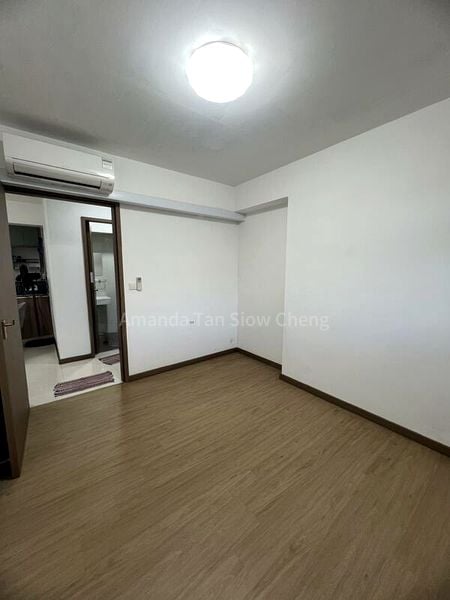 Common Room (HDB) for Rent in  433A Bukit Batok West Avenue 8 - Image 2
