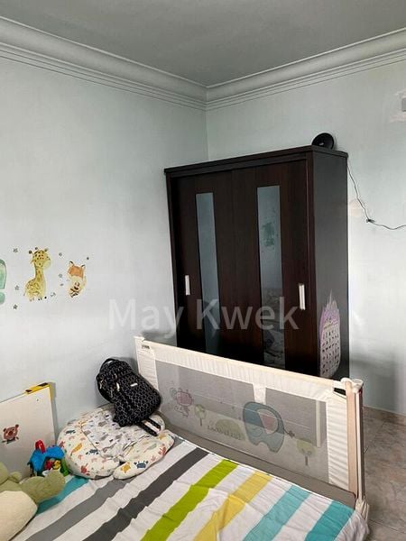 3 Room (3NG) HDB for Rent in  320 Clementi Avenue 4 - Image 1