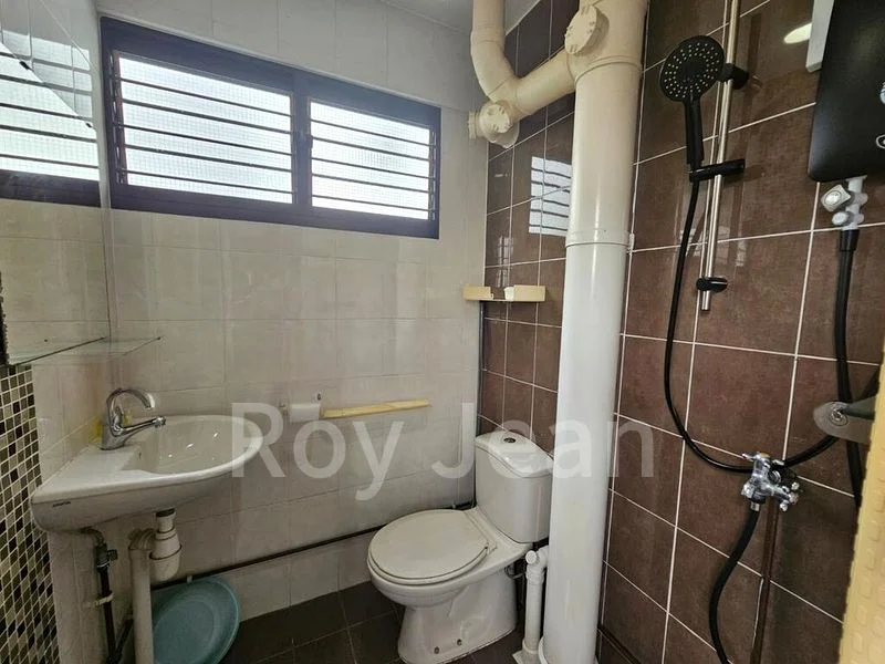 Common Room (HDB) for Rent in  205 Clementi Avenue 6 - Image 3