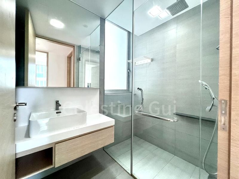 2 Bed Condo for Rent in  Sennett Residence - Image 7