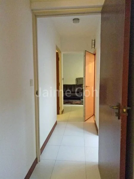 2 Room HDB for Rent in 18A Holland Drive - Image 5