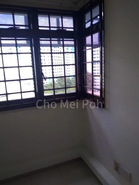 Room (HDB) for Rent in  601 Jurong West Street 62 - Image 1