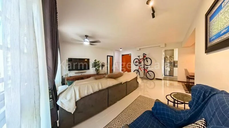 5 Room (5I) HDB for Sale in  805C Keat Hong Close - Image 3