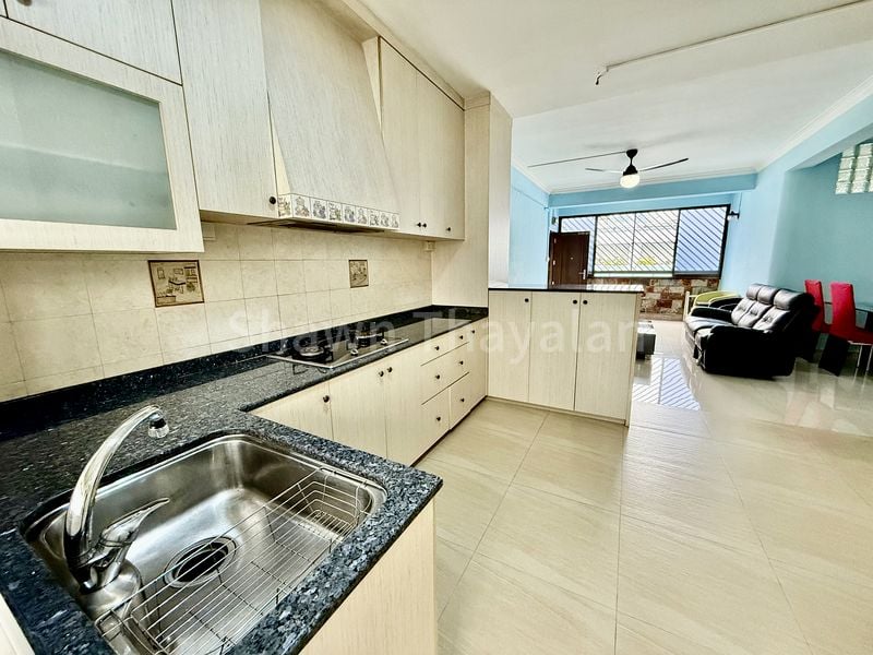 5 Room (5A) HDB for Rent in  246 Kim Keat Link - Image 3