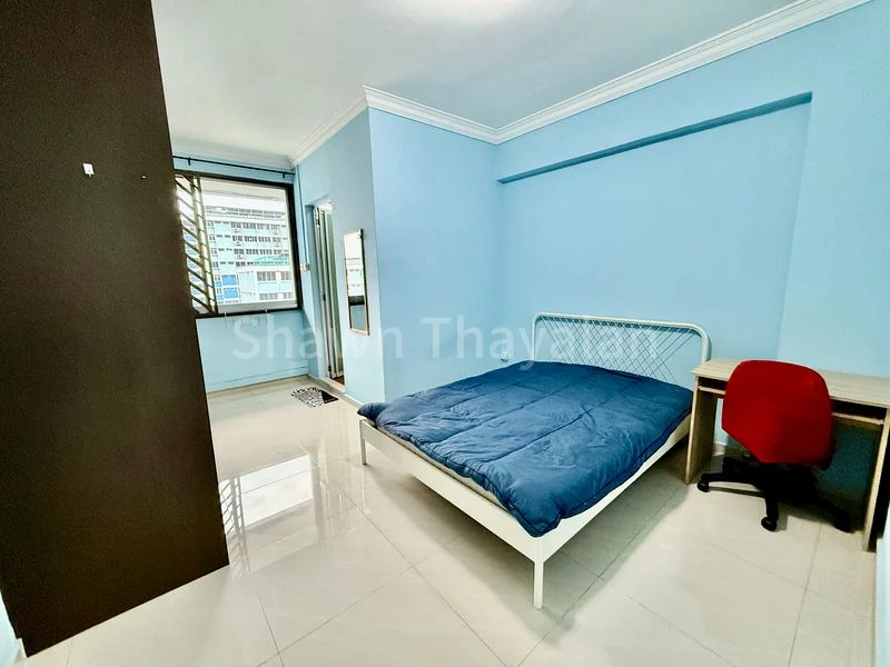 5 Room (5A) HDB for Rent in  246 Kim Keat Link - Image 5