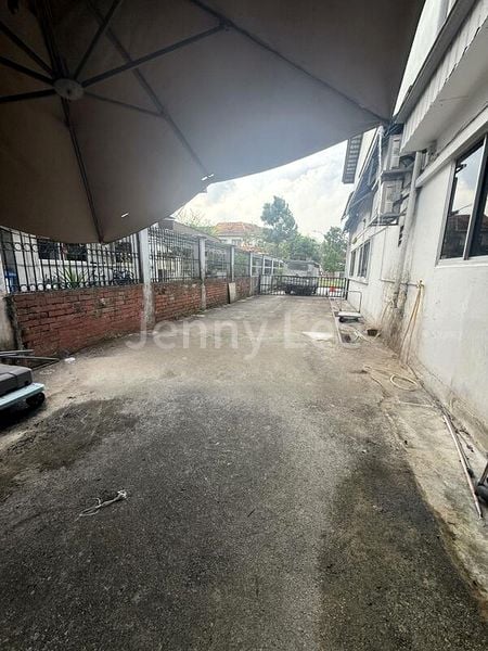 Shop / Shophouse for Rent: Chu Lin Road - Image 1