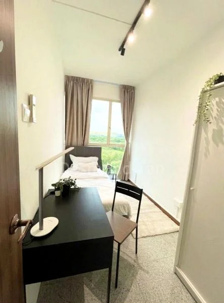 Room (Condo) for Rent in  Rio Vista - Image 4