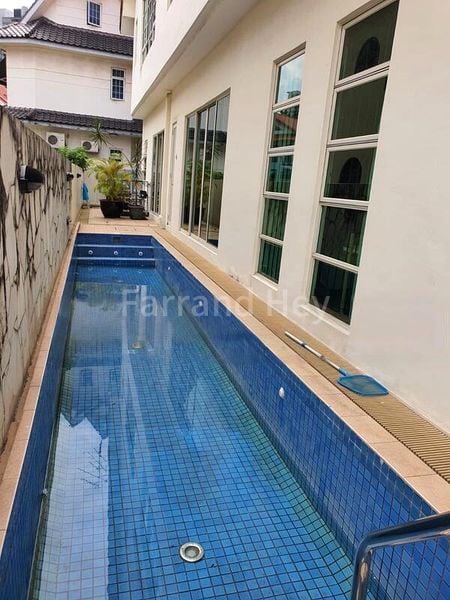 5 Bed Semi-Detached House (Landed) for Rent in  Sennett Estate - Image 1