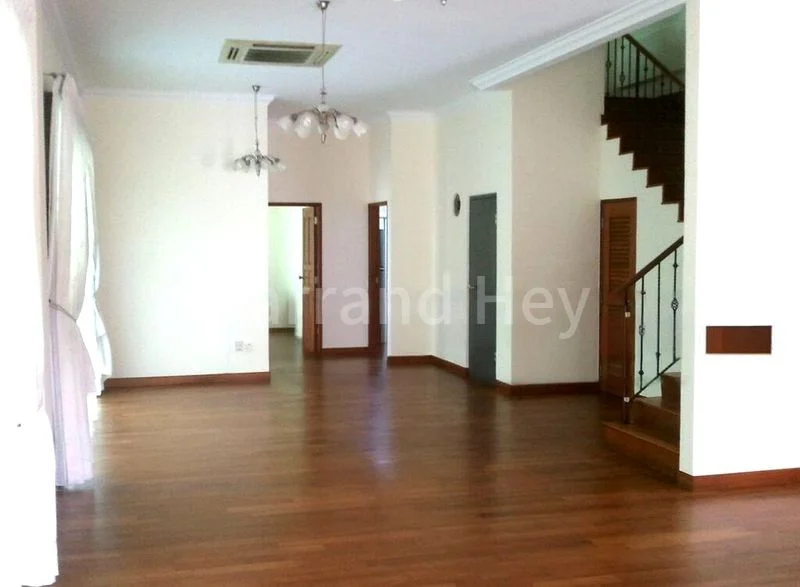 5 Bed Semi-Detached House (Landed) for Rent in  Sennett Estate - Image 6