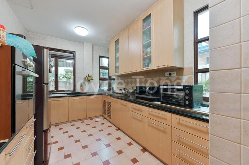 6 Bed Semi-Detached House (Landed) for Sale in  Seletar Park - Image 8