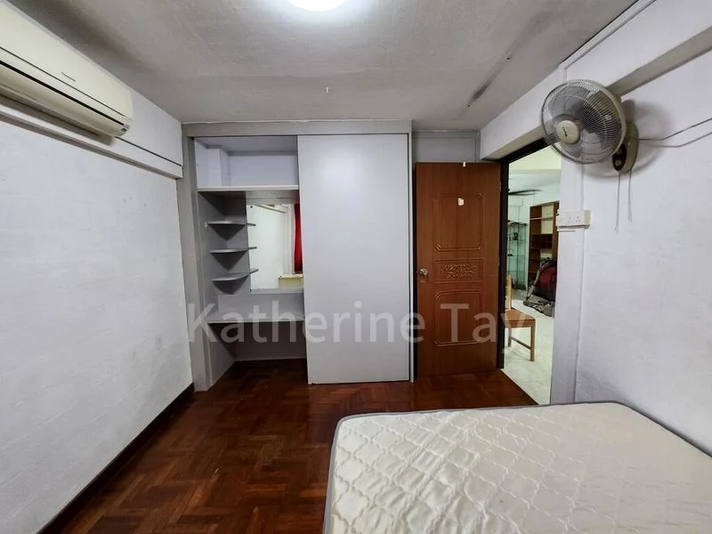 3 Room (3I) HDB for Rent in  157 Lorong 1 Toa Payoh - Image 4