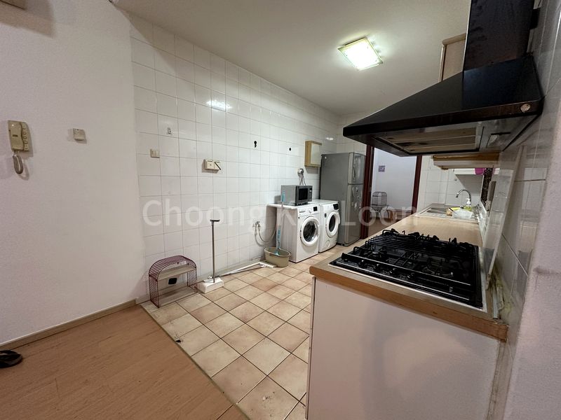 1 Bed Apartment (Condo) for Rent in  Sunshine Lodge - Image 5