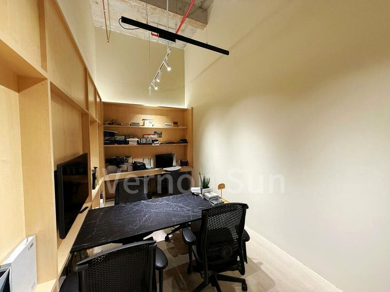 Mall Shop for Sale: Centropod, 1,200 Sq Ft - Image 2