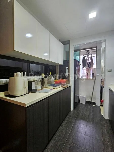 3 Bed Condo for Sale in  The Florentine - Image 5