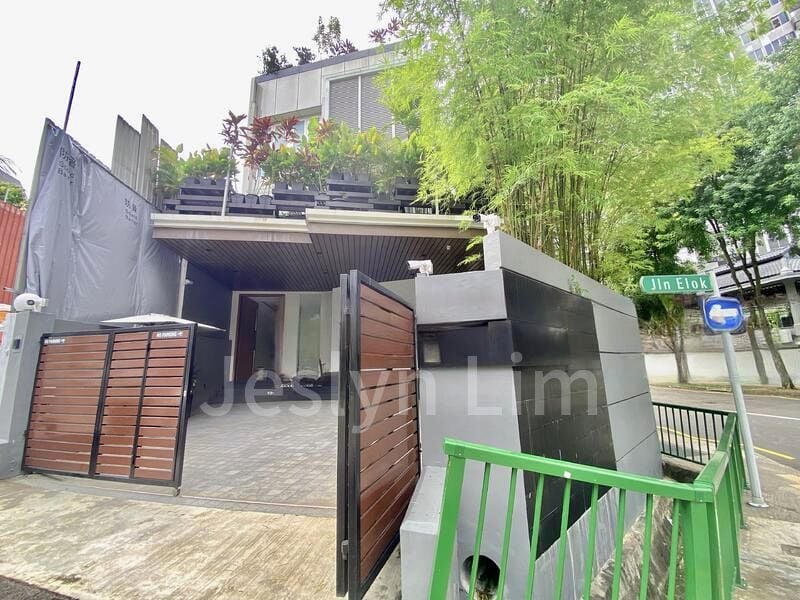 5 Bed Corner Terrace (Landed) for Sale in Jalan Elok - Image 3