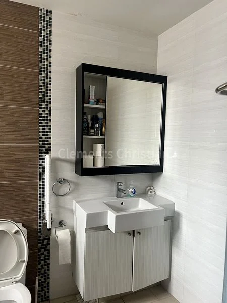 4+1 Bed Terraced House (Landed) for Sale in  Jalan Kayu Estate - Image 5