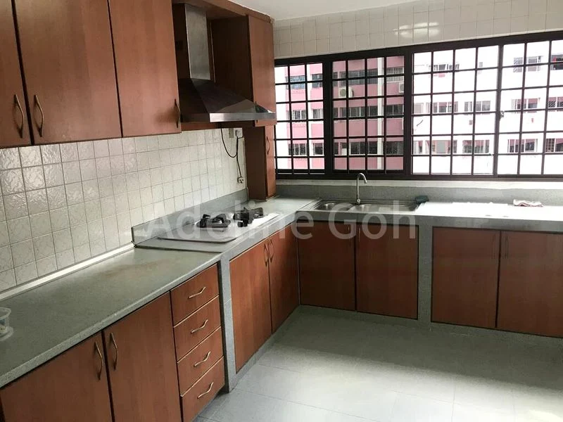 4 Room (4I) HDB for Rent in  3 Queen's Road - Image 3