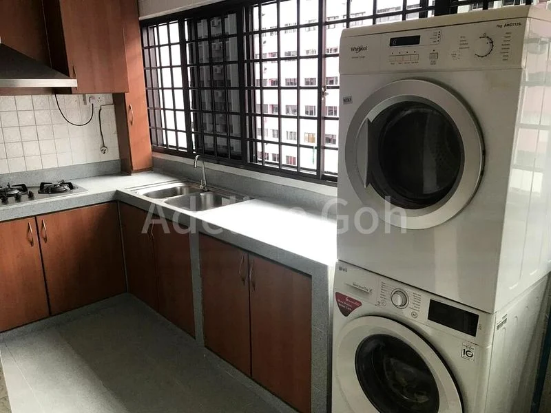 4 Room (4I) HDB for Rent in  3 Queen's Road - Image 4