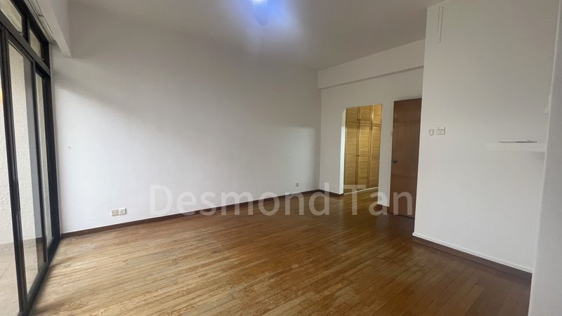 4 Bed Condo for Sale in  The Balmoral - Image 8