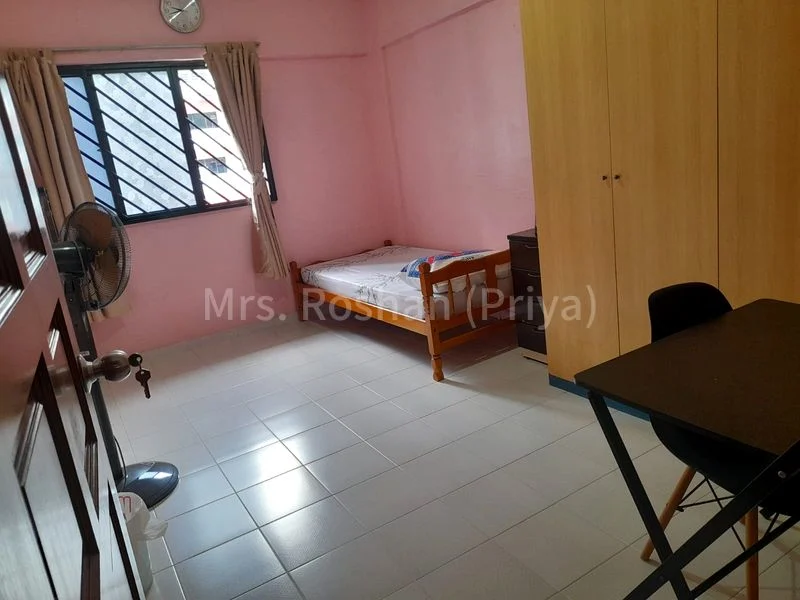 Common Room (HDB) for Rent in  403 Jurong West Street 42 - Image 3
