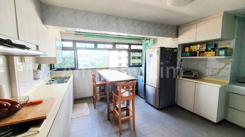 4 Room (4I) HDB for Rent in  11 Holland Drive - Image 4