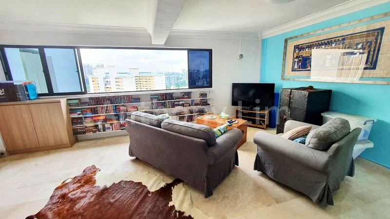 4 Room (4I) HDB for Rent in  11 Holland Drive - Image 1