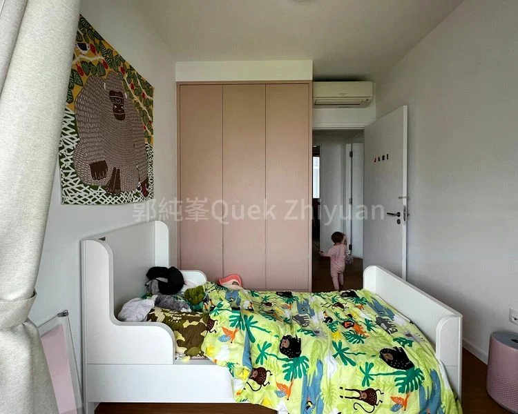 4 Bed Executive Condo for Sale in  Heron Bay - Image 4