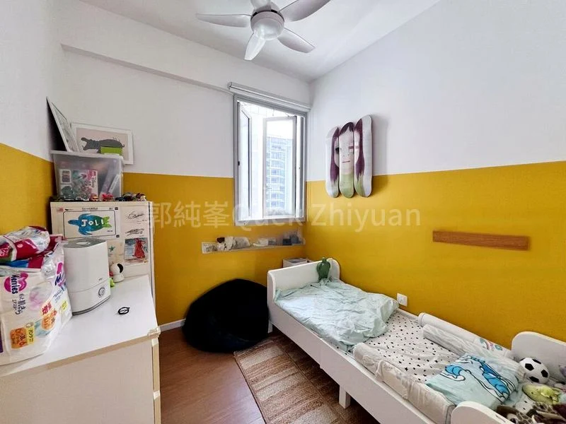 4 Bed Executive Condo for Sale in  Heron Bay - Image 3