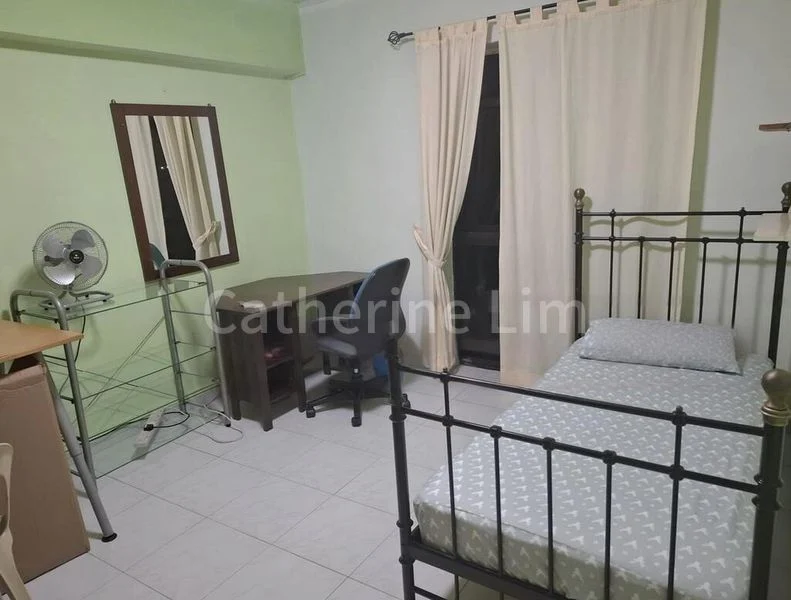 Room (HDB) for Rent in  517 Woodlands Drive 14 - Image 1