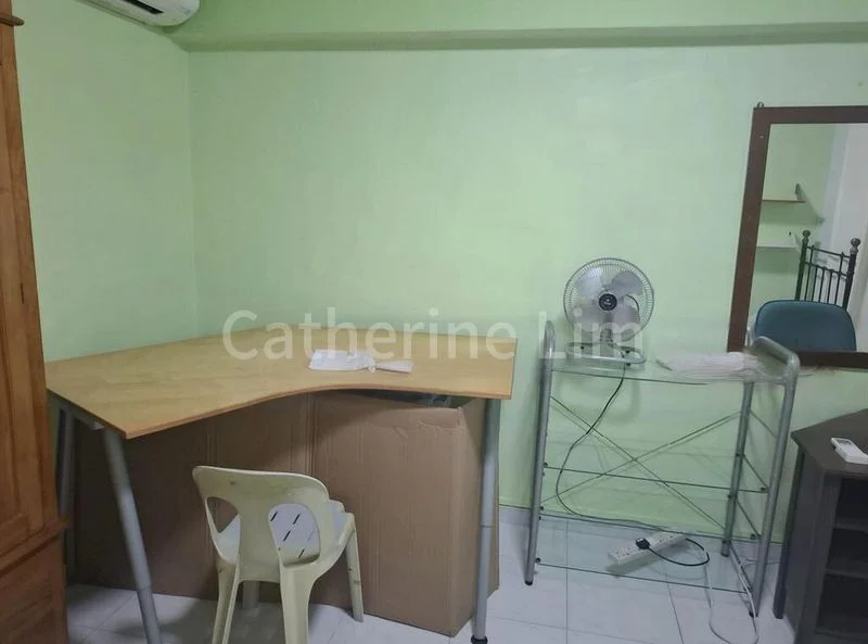 Room (HDB) for Rent in  517 Woodlands Drive 14 - Image 3