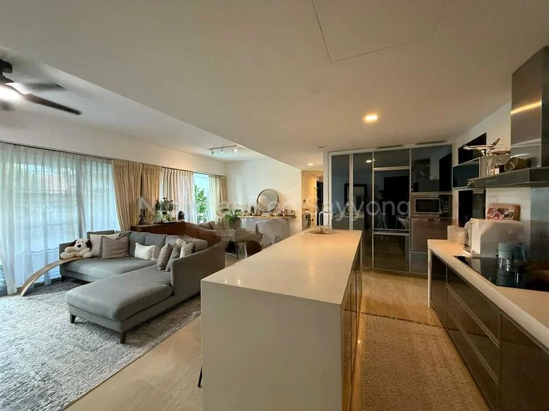 3 Bed Condo for Sale in Cityvista Residences - Image 11