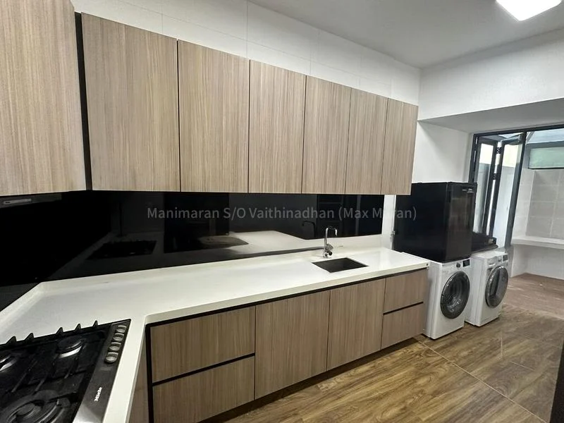 5 Bed Corner Terrace (Landed) for Rent in  Kensington Park Condominium - Image 8