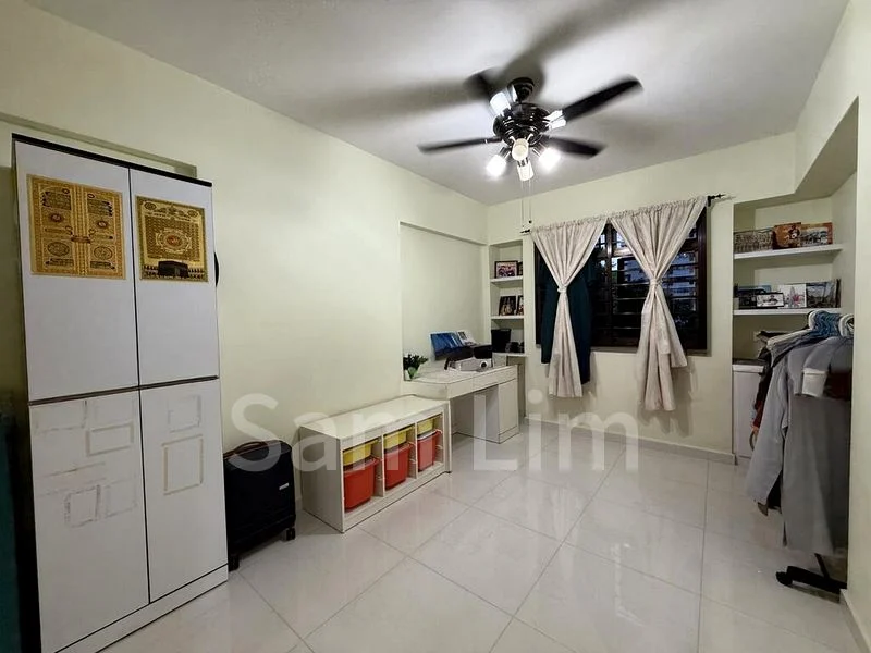 5 Room (5I) HDB for Sale in 65 Teban Gardens Road - Image 10