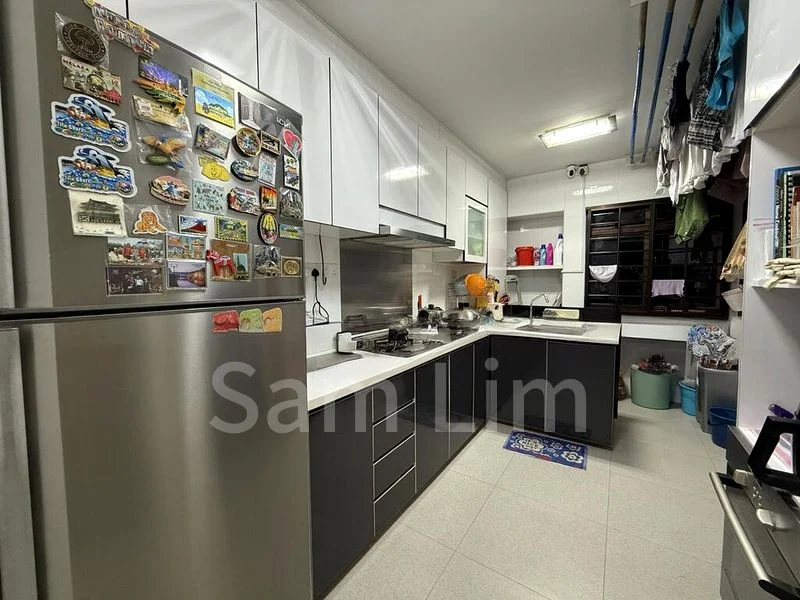 5 Room (5I) HDB for Sale in 65 Teban Gardens Road - Image 13