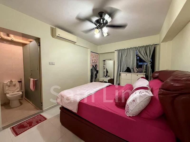 5 Room (5I) HDB for Sale in 65 Teban Gardens Road - Image 5