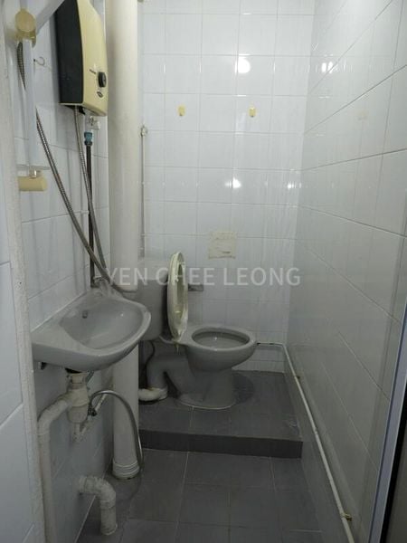 Common Room (Condo) for Rent in  Lagoon View - Image 4