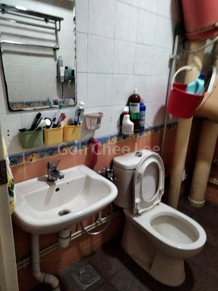 Common Room (HDB) for Rent in  183D Rivervale Crescent - Image 12