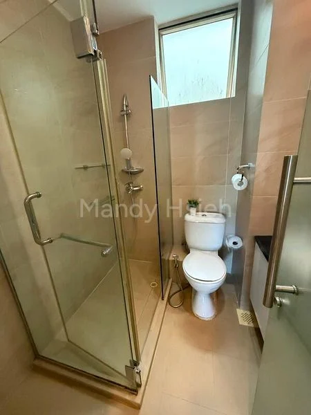 Common Room (Condo) for Rent in The Baycourt - Image 3