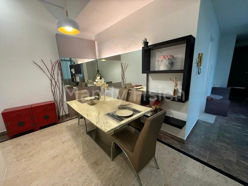 Common Room (Condo) for Rent in The Baycourt - Image 5