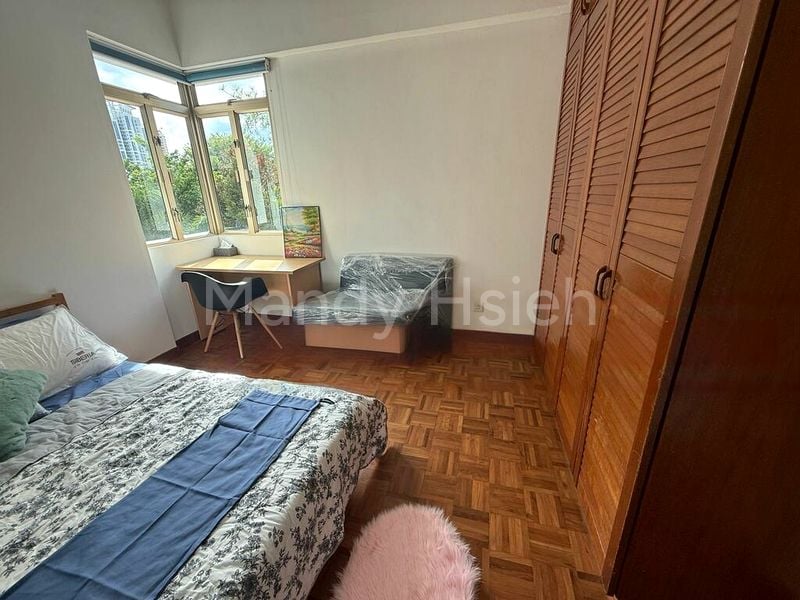 Common Room (Condo) for Rent in  The Baycourt - Image 7