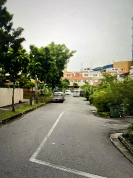 5 Bed Corner Terrace (Landed) for Sale in  Jalan Gotong Royong - Image 4