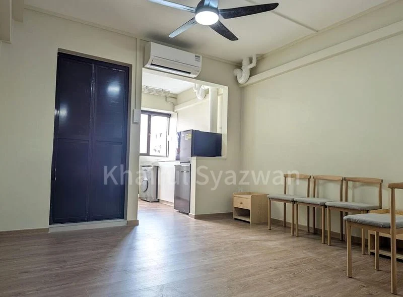Master Room (HDB) for Rent in  758 Woodlands Avenue 6 - Image 4