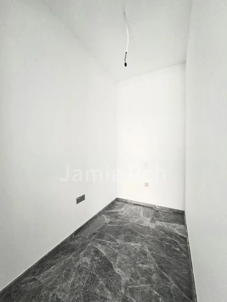 2 Bed Condo for Rent in Newport Residences / Newport Tower - Image 7