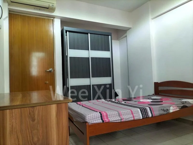 Common Room (HDB) for Rent in  840 Woodlands Street 82 - Image 1