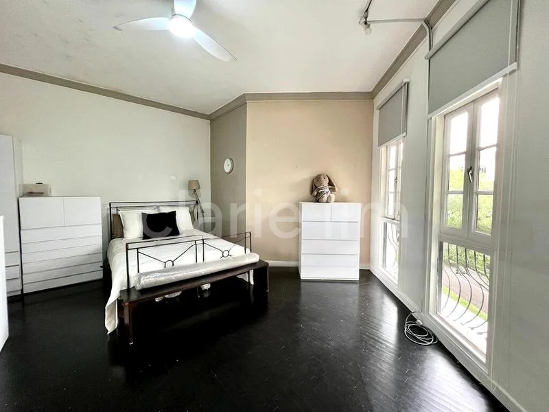 4 Bed Condo for Rent in  Shelford Green - Image 13