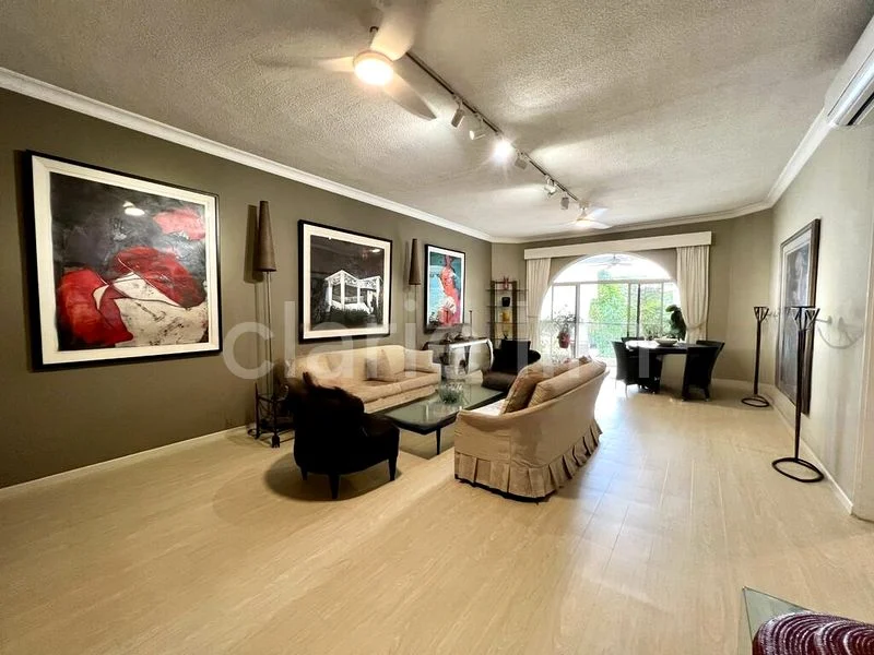 4 Bed Condo for Rent in  Shelford Green - Image 12